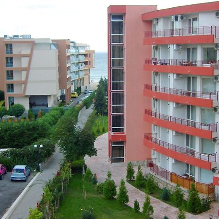 Gt Villa Astoria Apartments Elenite Exterior photo