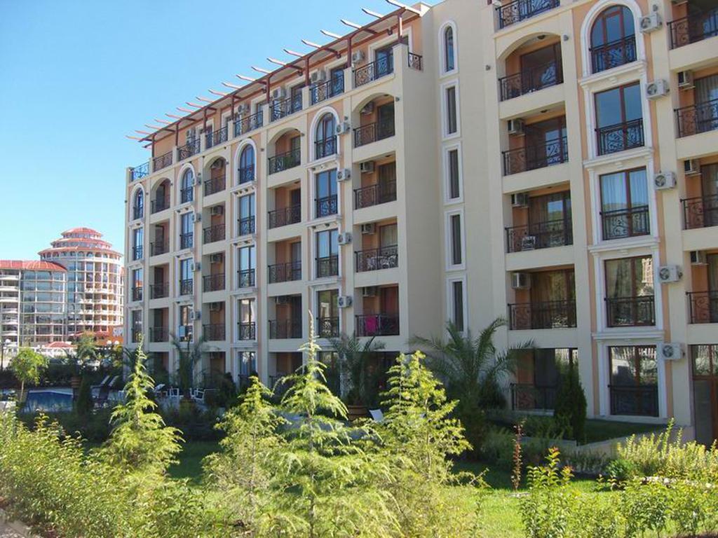 Gt Villa Astoria Apartments Elenite Exterior photo